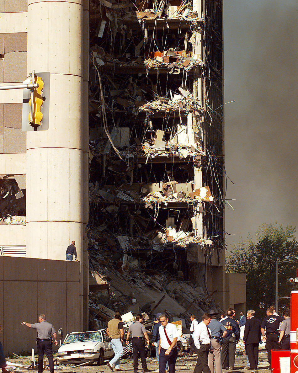 Фотография: 15-ая годовщина теракта в Оклахома-Сити №15 - BigPicture.ru
