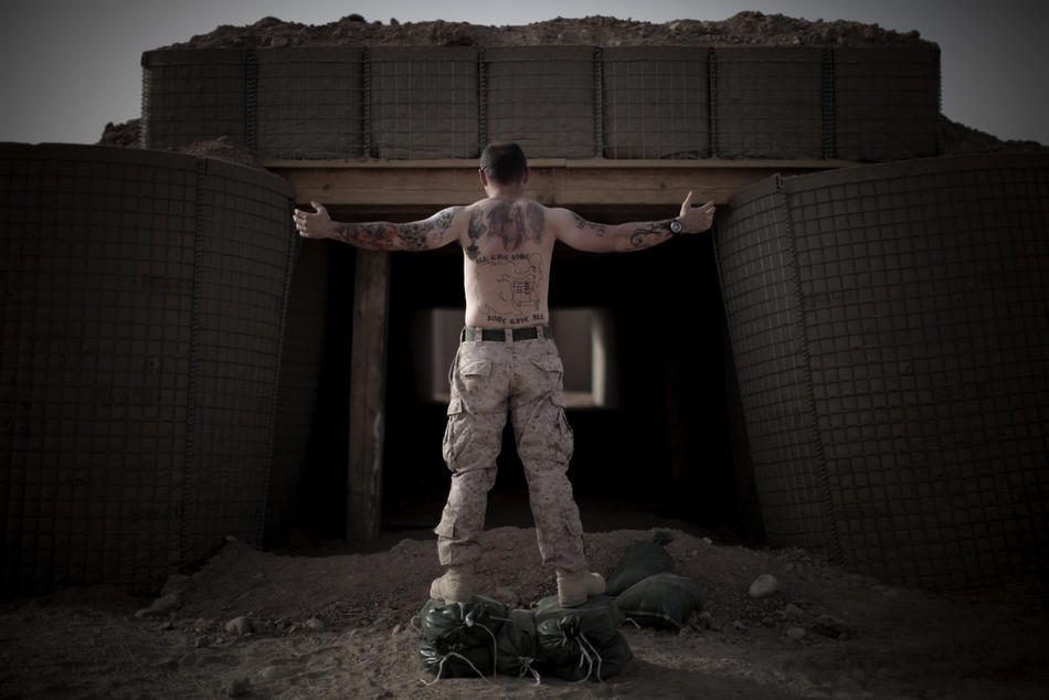 Фотография: Татуировки американских морпехов в Афганистане №15 - BigPicture.ru