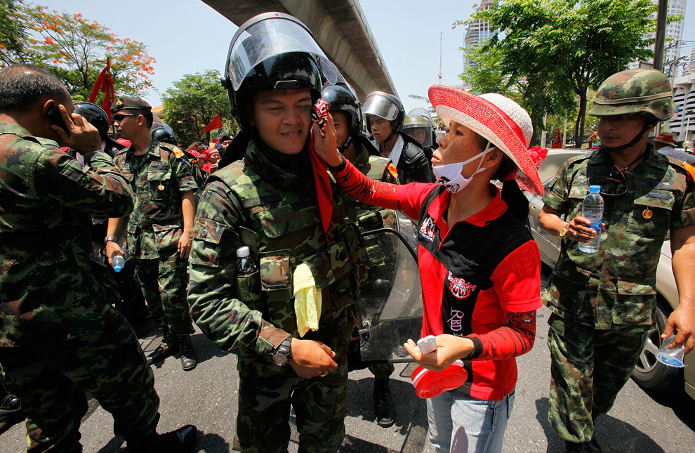Фотография: Беспорядки в Таиланде №6 - BigPicture.ru