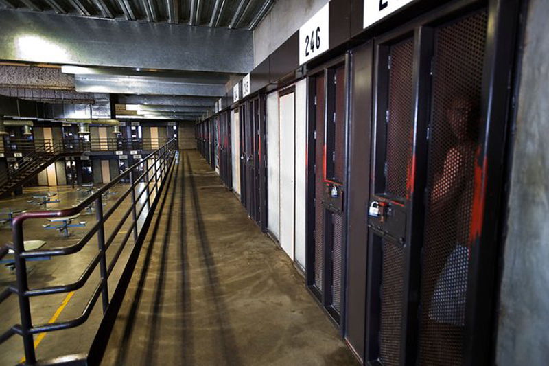 Фотография: Тюрьма в Калифорнии: отделение строгого режима №9 - BigPicture.ru