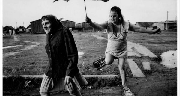 Страна чудес: Сказка о советском монолите