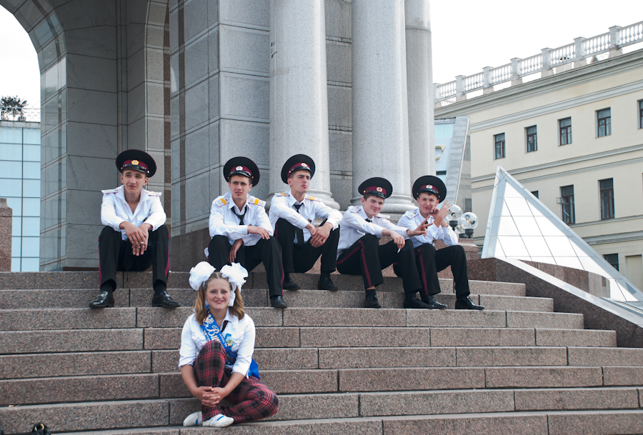 Фотография: Киевские выпускники в фонтанах №17 - BigPicture.ru