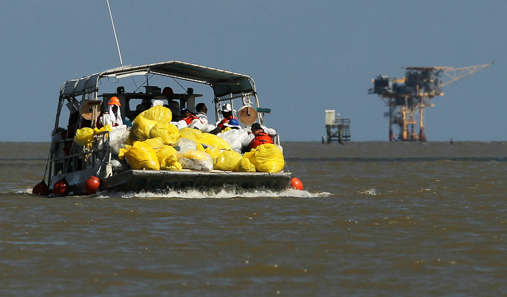 Фотография: Нефть достигла берегов Луизианы №8 - BigPicture.ru