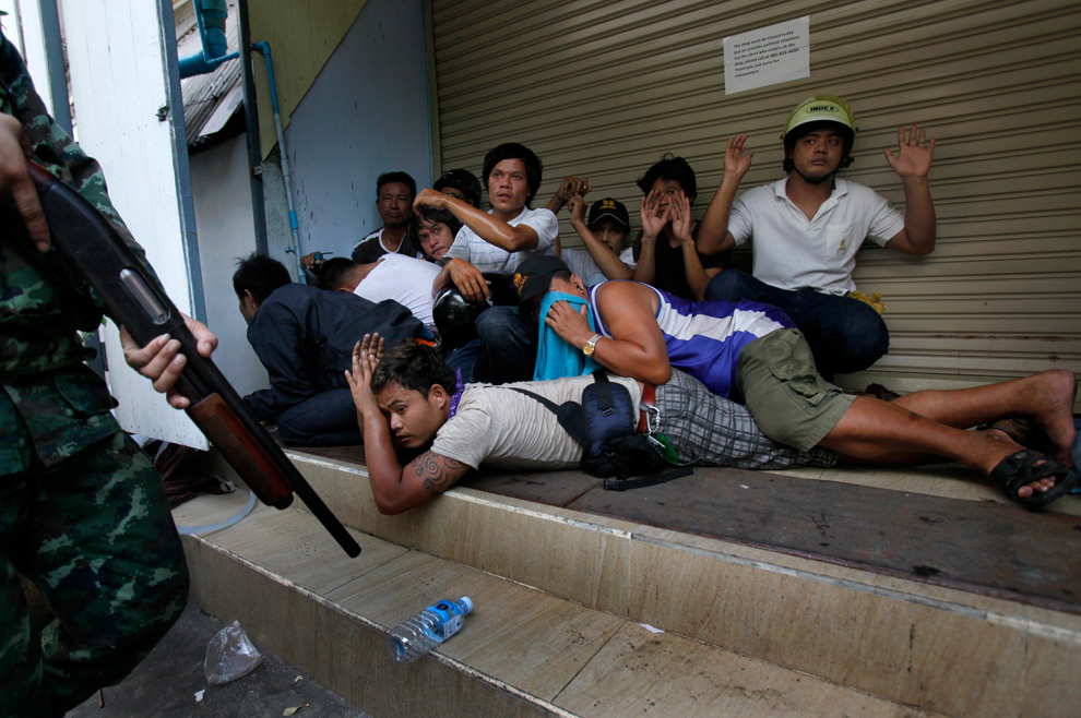 Фотография: Кровавые столкновения в Тайланде (Часть 1) №28 - BigPicture.ru