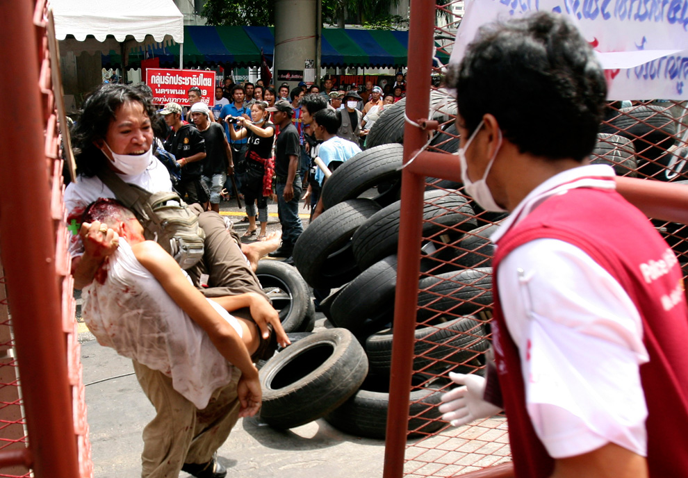 Фотография: Кровавые столкновения в Тайланде (Часть 2) №39 - BigPicture.ru