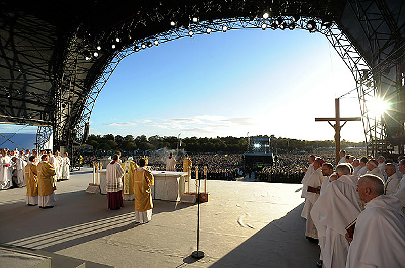 Фотография: Визит Папы Бенедикта XVI в Британию №8 - BigPicture.ru