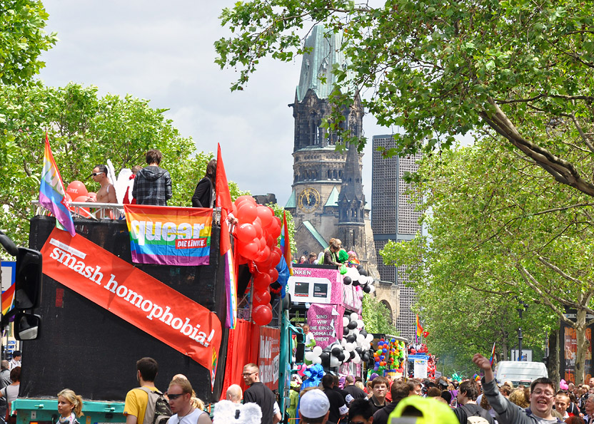 Фотография: Русские на берлинском гей-параде №40 - BigPicture.ru