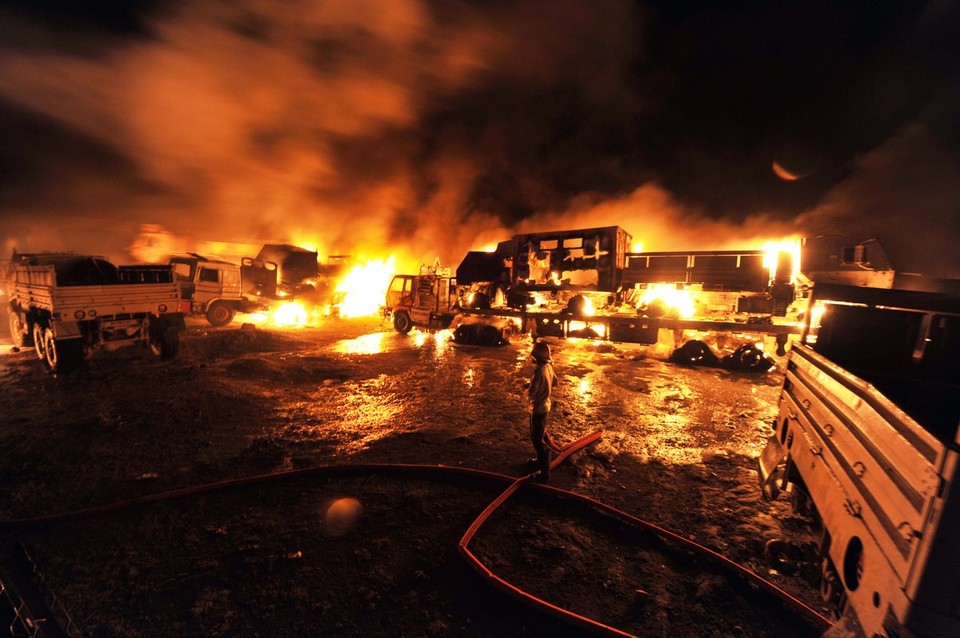 Фотография: Нападение на конвой НАТО под Исламабадом №5 - BigPicture.ru