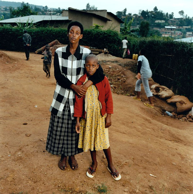 Фотография: Последствия сексуального насилия в Руанде №25 - BigPicture.ru