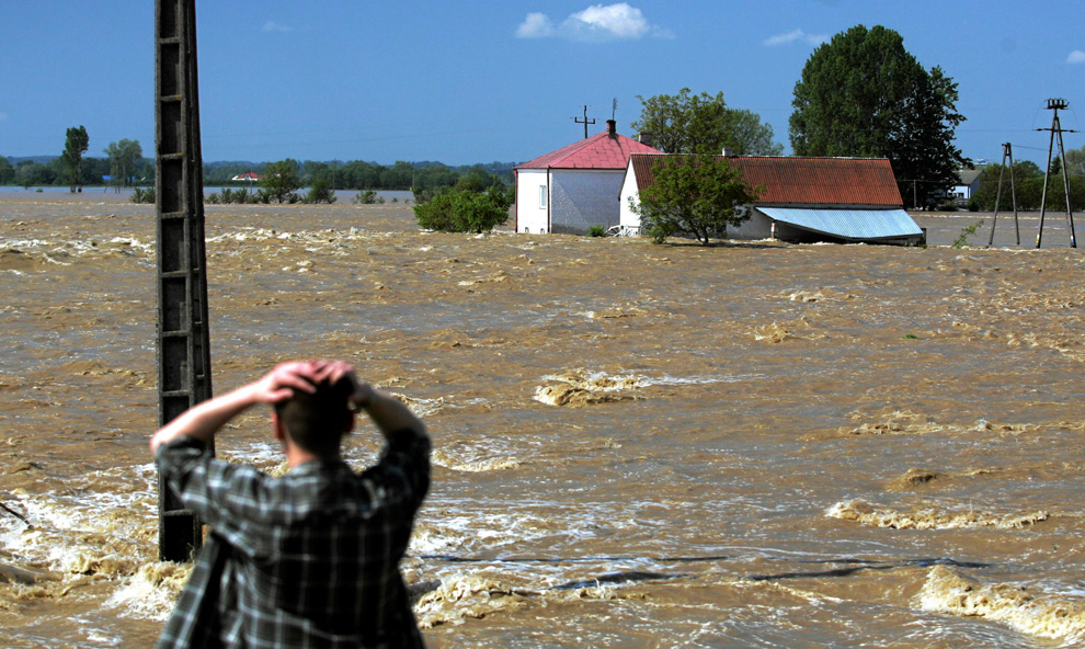 Фотография: Наводнение в Европе (Часть 2) №4 - BigPicture.ru