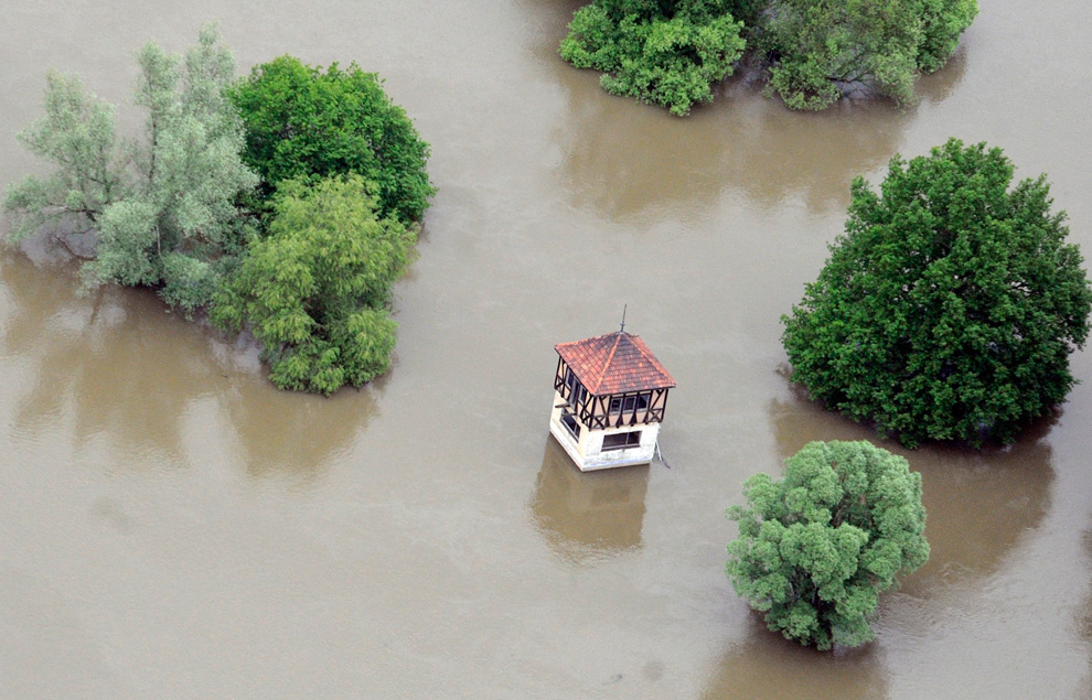 Фотография: Наводнение в Европе (Часть 2) №10 - BigPicture.ru