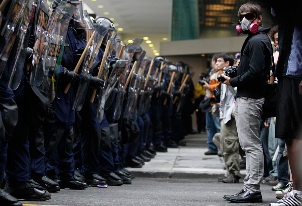 Фотография: Беспорядки во время саммита G20 в Торонто №2 - BigPicture.ru
