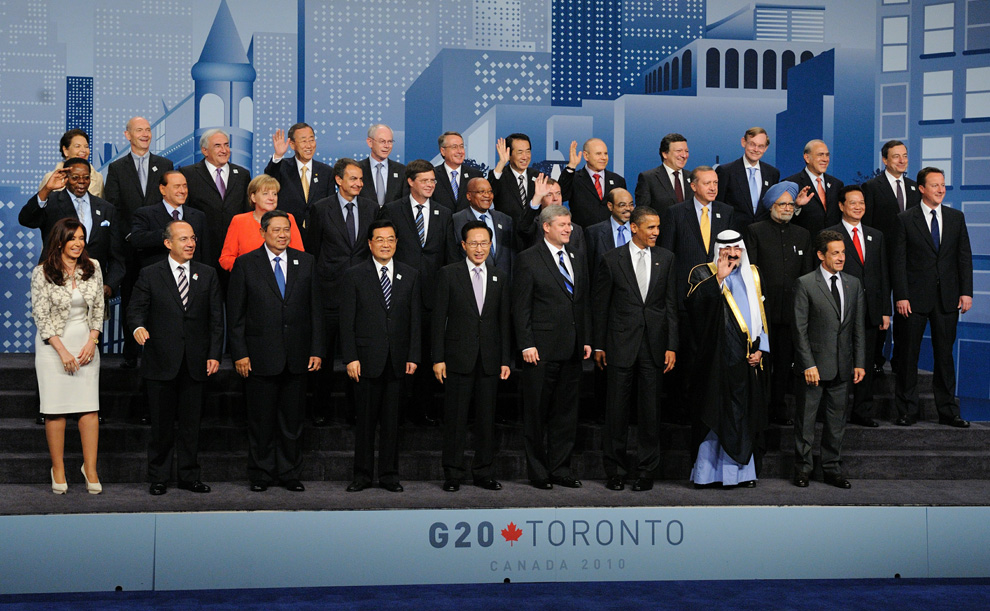 Фотография: Беспорядки во время саммита G20 в Торонто №37 - BigPicture.ru