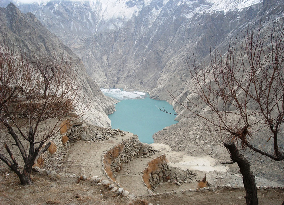 Фотография: Оползневое озеро в Пакистане №6 - BigPicture.ru
