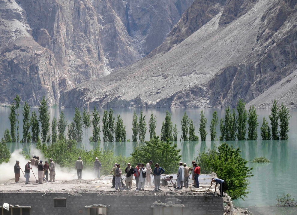 Фотография: Оползневое озеро в Пакистане №17 - BigPicture.ru