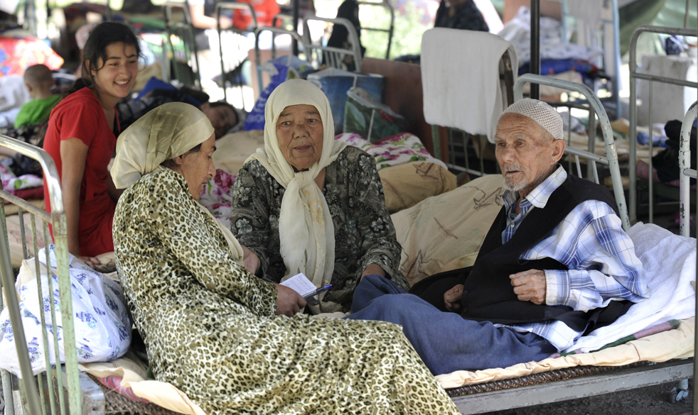 Фотография: Кровавые беспорядки в кыргызском Оше (Часть 3) №25 - BigPicture.ru