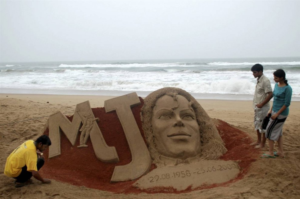 Фотография: Годовщина смерти Майкла Джексона №17 - BigPicture.ru