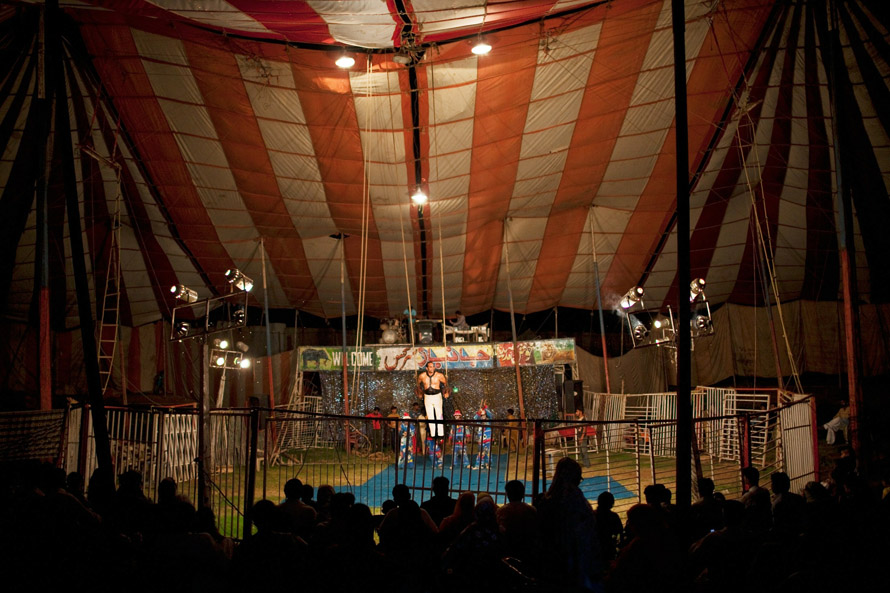 Фотография: Пакистанский цирк №3 - BigPicture.ru