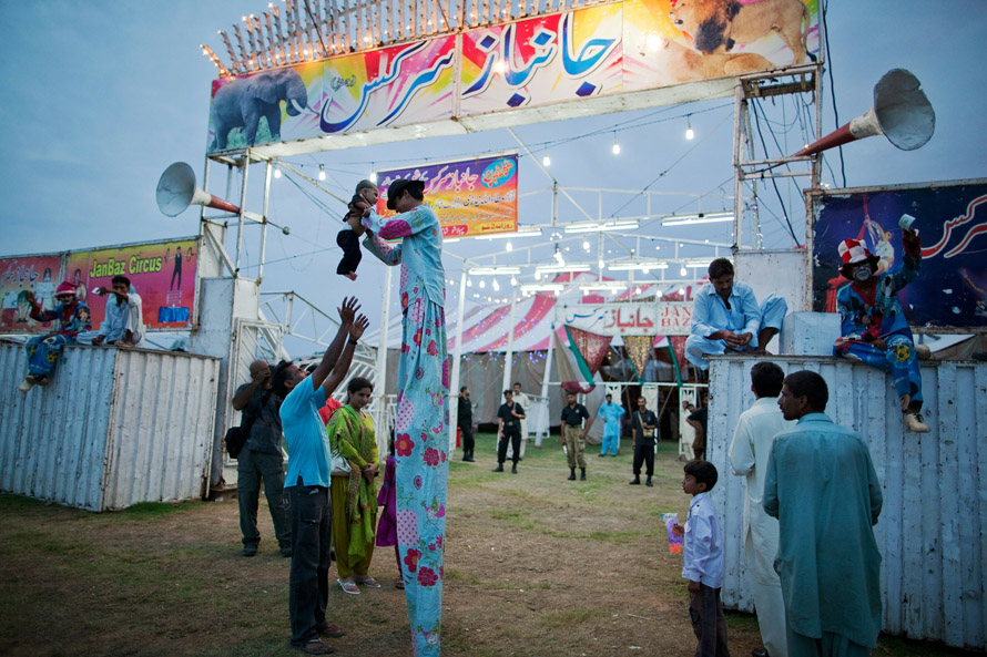 Фотография: Пакистанский цирк №6 - BigPicture.ru