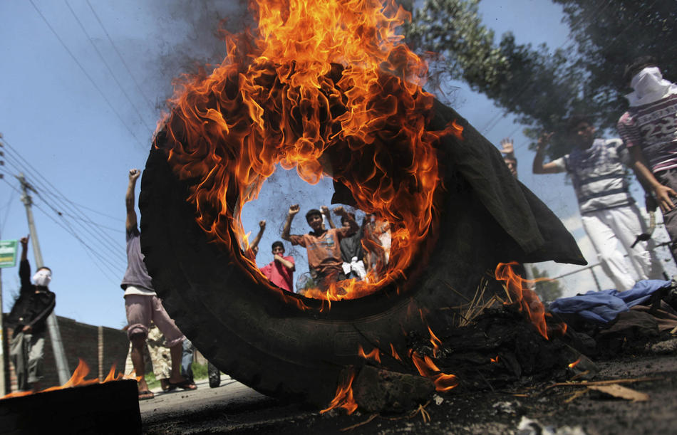 Фотография: Беспорядки в Кашмире №29 - BigPicture.ru