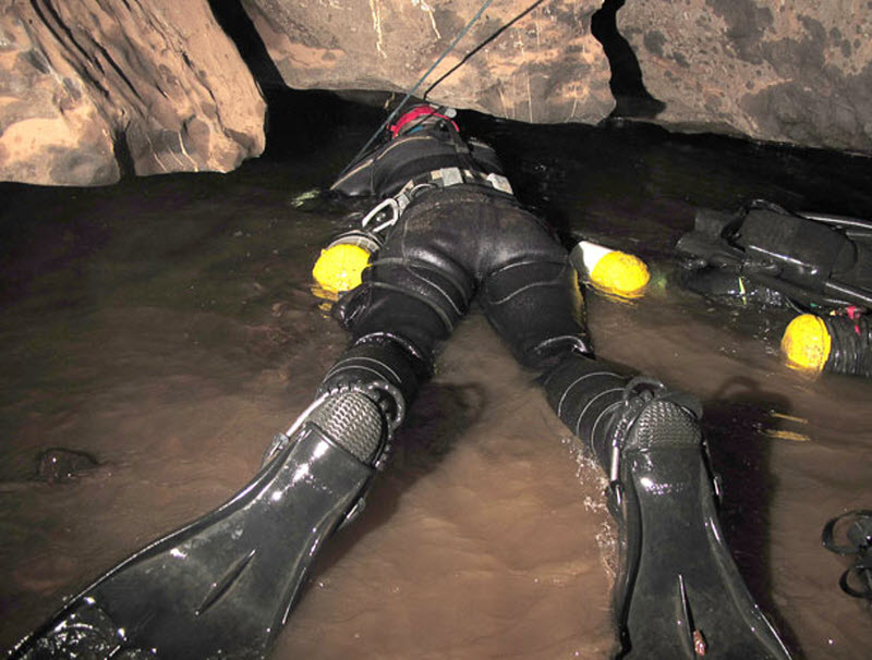 Фотография: Дайвинг в подводных пещерах №14 - BigPicture.ru