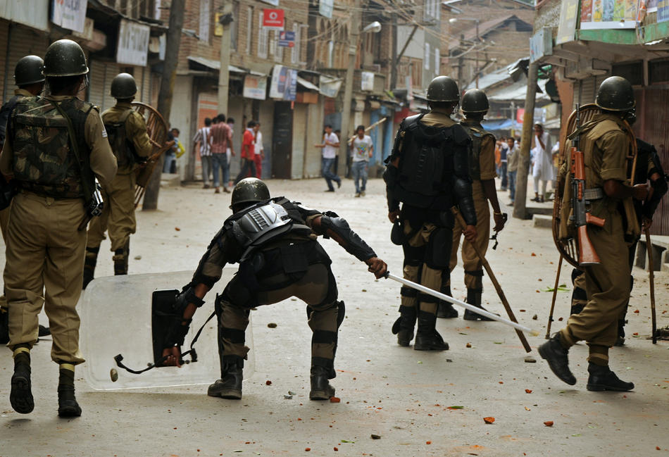 Фотография: Беспорядки в Кашмире №21 - BigPicture.ru