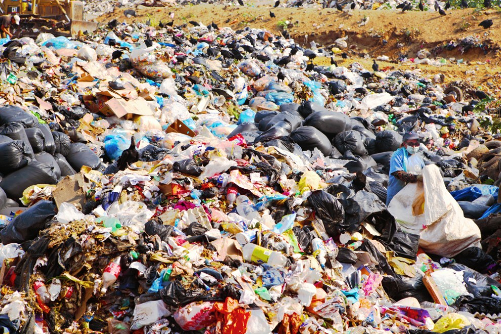 Фотография: На свалке: мусор и люди №12 - BigPicture.ru