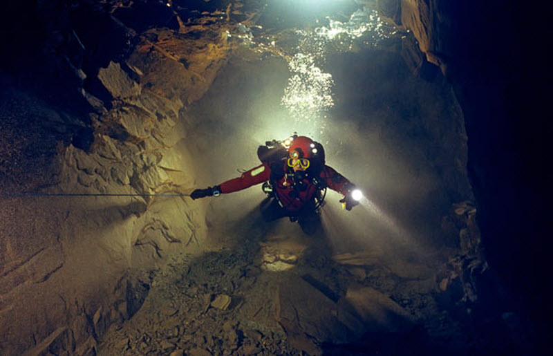 Фотография: Дайвинг в подводных пещерах №9 - BigPicture.ru