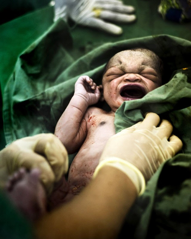 Фотография: Рождение и смерть в Сьерра-Леоне №13 - BigPicture.ru