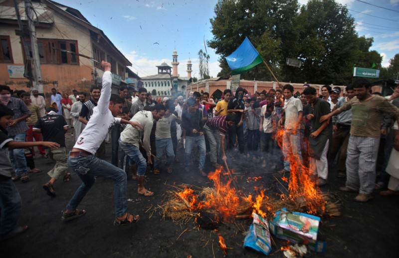 Фотография: Протесты в Кашмире №1 - BigPicture.ru