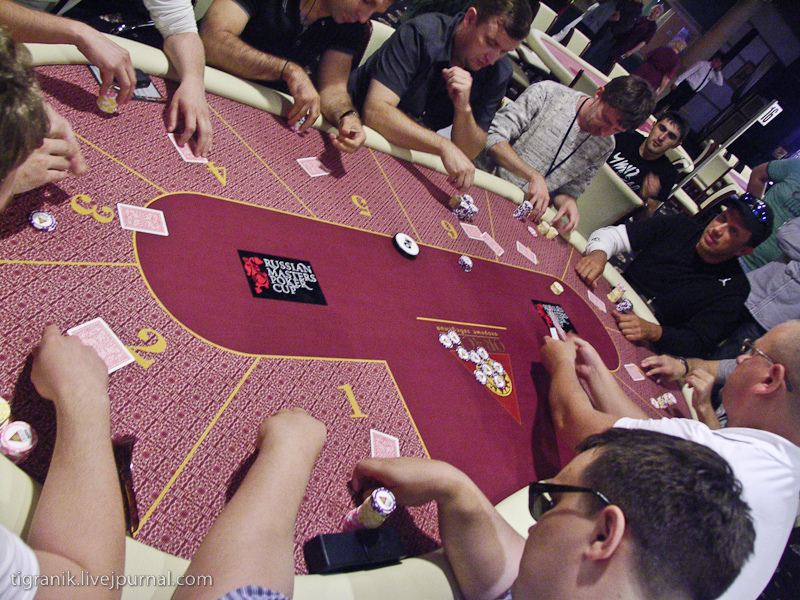 Игорная зона «Азов-сити»: Один день из жизни покеристов