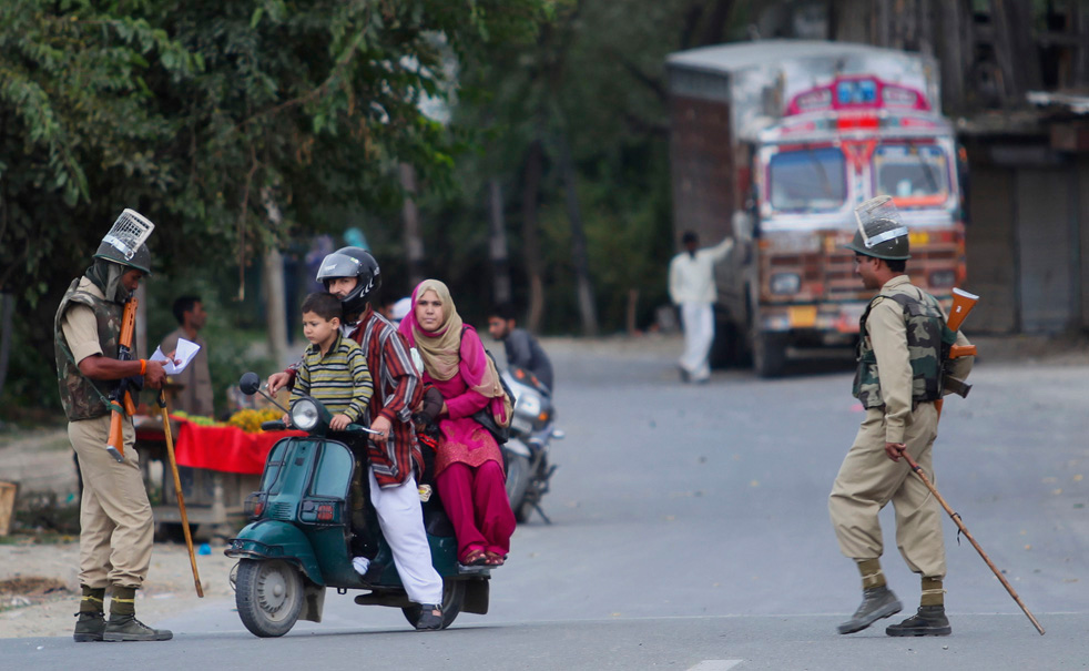 Фотография: Протесты в Кашмире №20 - BigPicture.ru