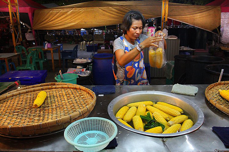 Фотография: Ночной рынок в Тайланде №4 - BigPicture.ru