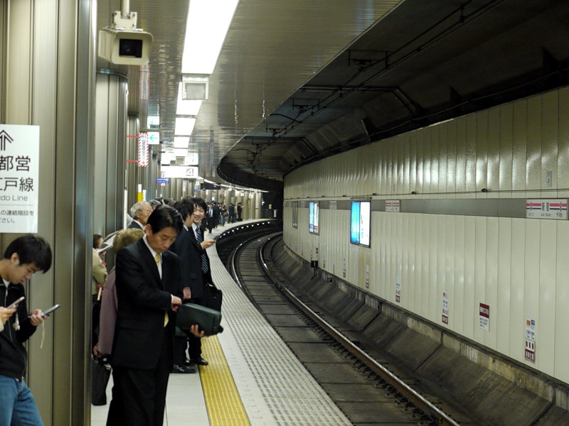 Фотография: Светлая сторона Токийского метро №9 - BigPicture.ru