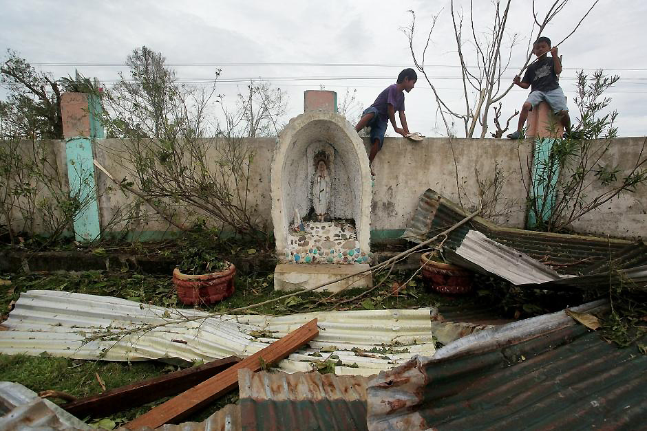 Фотография: На Филиппины обрушился супертайфун Меги №20 - BigPicture.ru