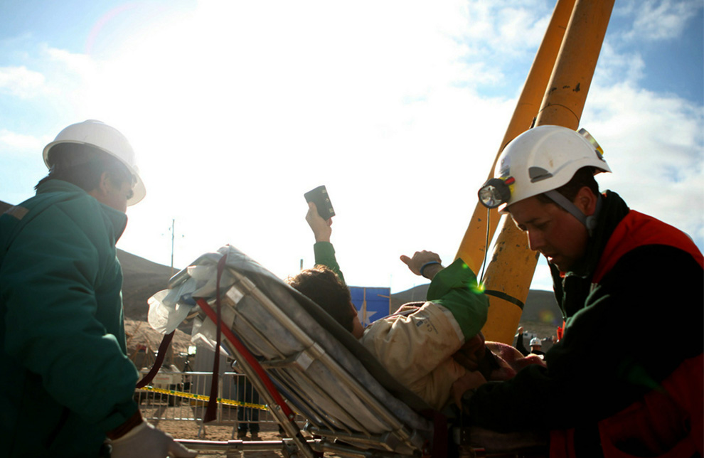 Фотография: Операция по спасению шахтеров в Чили (Часть 2) №32 - BigPicture.ru