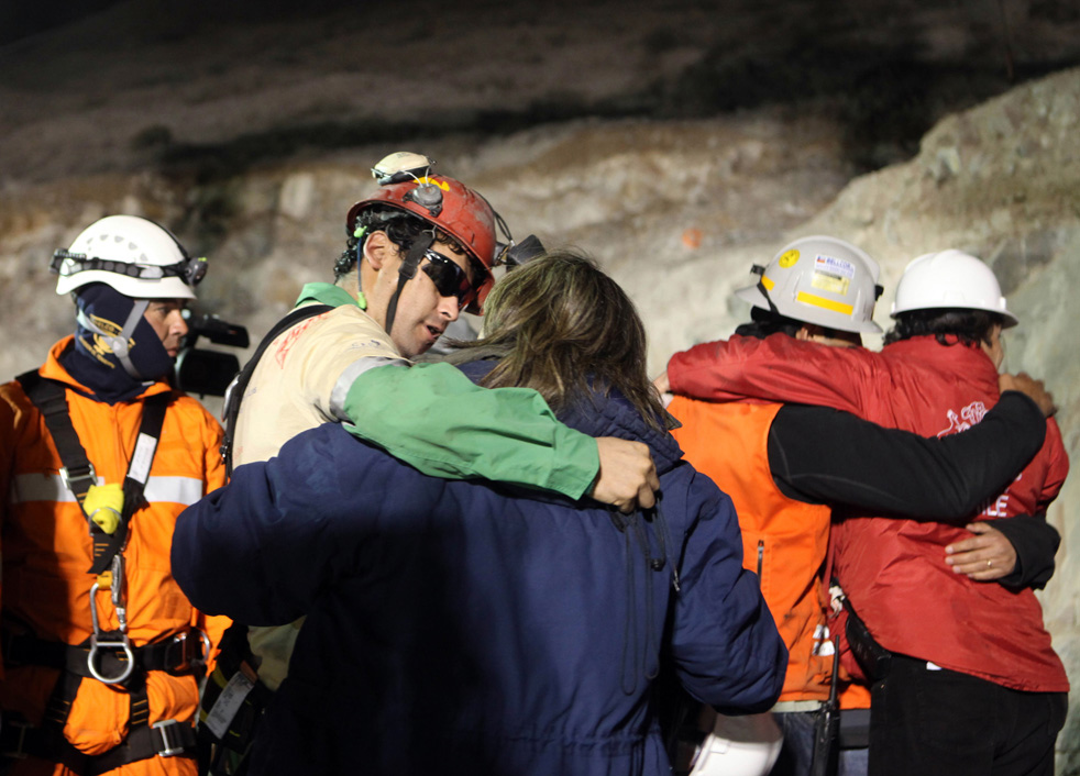 Фотография: Операция по спасению шахтеров в Чили (Часть 1) №7 - BigPicture.ru