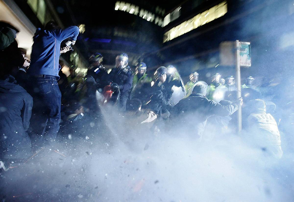 Фотография: Студенческие протесты в Лондоне №10 - BigPicture.ru