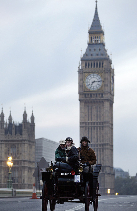 Фотография: Автопробег на ретромобилях из Лондона в Брайтон №10 - BigPicture.ru