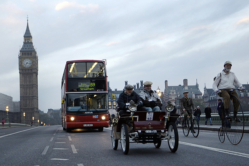 Фотография: Автопробег на ретромобилях из Лондона в Брайтон №3 - BigPicture.ru