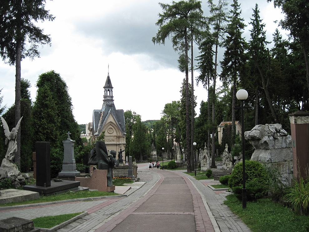 Фотография: Лычаковское кладбище – музей под открытым небом №19 - BigPicture.ru