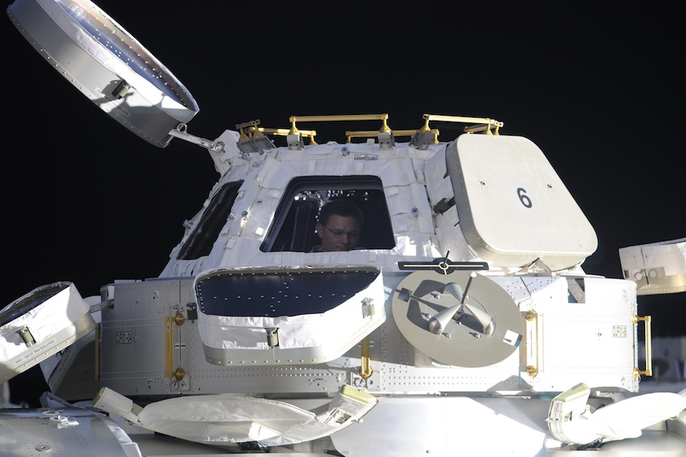 Фотография: Невероятные фото из космоса астронавта Дугласа Уилока №25 - BigPicture.ru