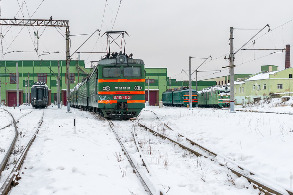 Фотография: Один за всех: откуда выезжают локомотивы №1 - BigPicture.ru