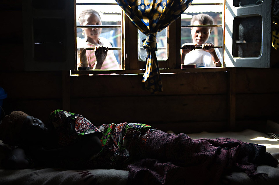 Фотография: Изнасилование - способ ведения войны в Восточном Конго №9 - BigPicture.ru