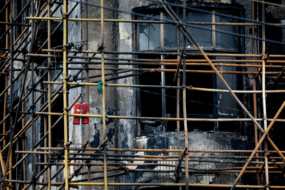 Фотография: Пожар в шанхайском жилом доме №21 - BigPicture.ru