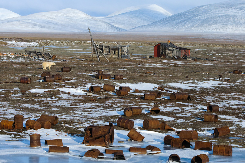 Фотография: Следы на земле, или Кто в ответе за нашу Арктику? №2 - BigPicture.ru
