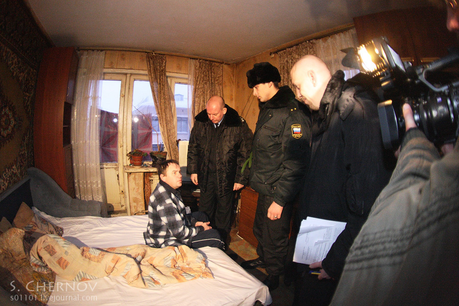 Фотография: Как выселяют из квартиры за злостную неуплату квартплаты №6 - BigPicture.ru