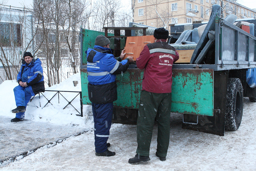 Фотография: Как выселяют из квартиры за злостную неуплату квартплаты №12 - BigPicture.ru