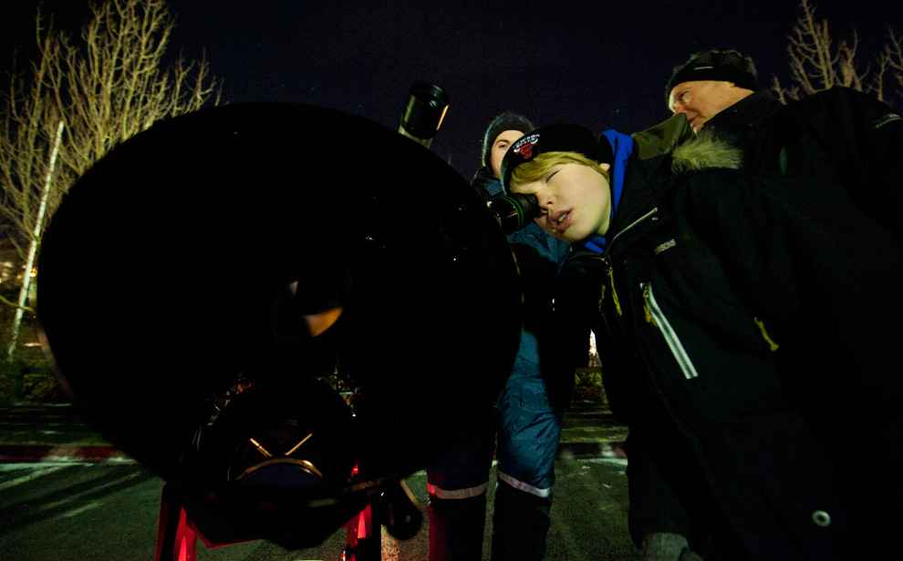 Фотография: Зимнее солнцестояние и лунное затмение №11 - BigPicture.ru