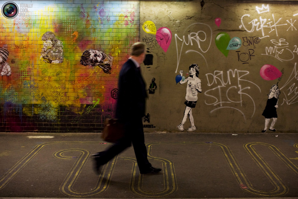 Фотография: Banksy: Человек, Миф, Легенда №21 - BigPicture.ru